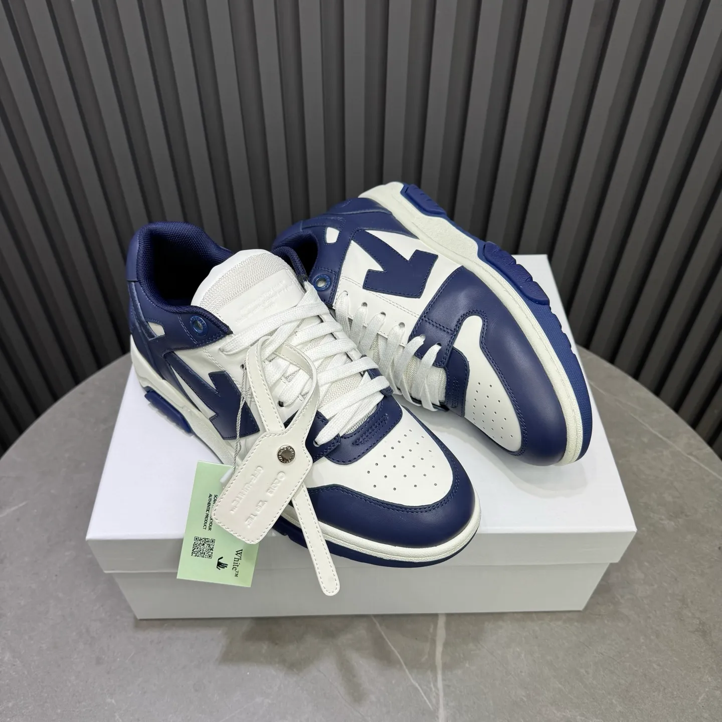 P620 OFF WHITE⚡️Couple model⚡️35-40 women’s model 39-46 men’s model